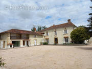 Maison à MIRANDE