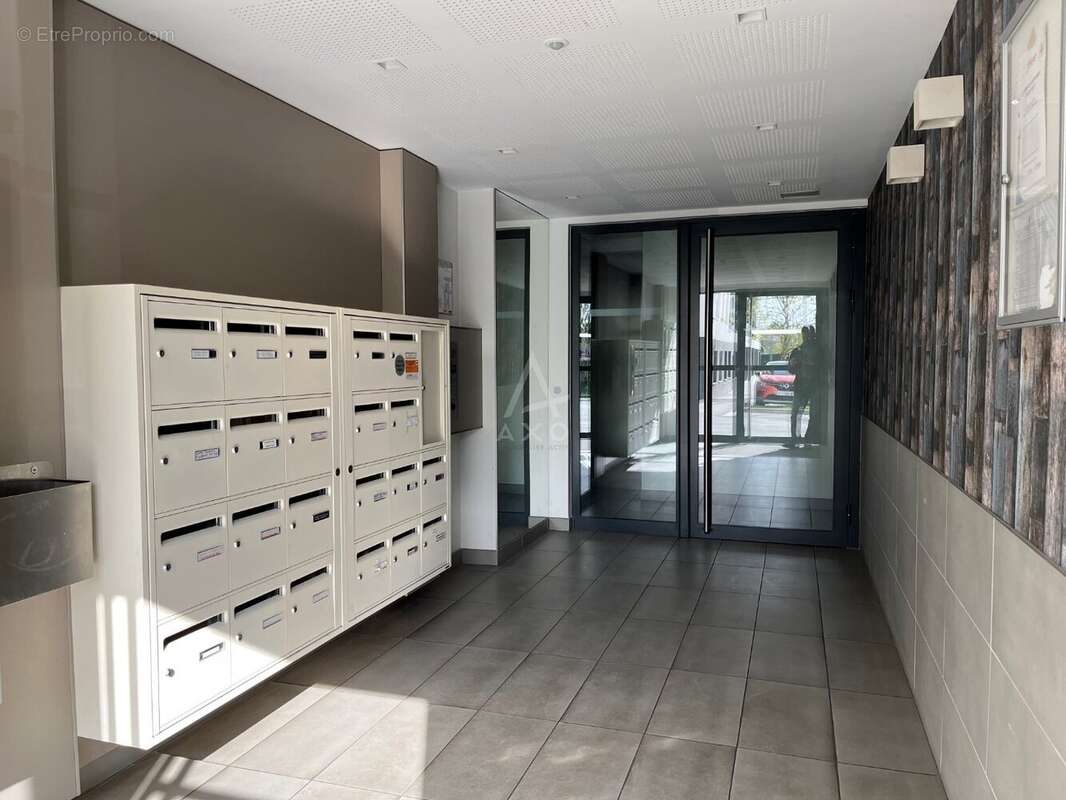 Appartement à COMBS-LA-VILLE