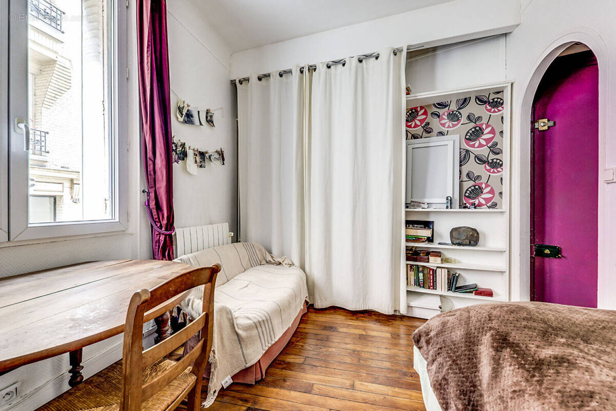 Appartement à PARIS-20E