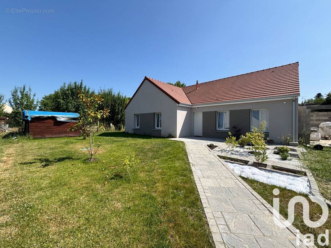 Photo 1 - Maison à DAMMARIE-LES-LYS