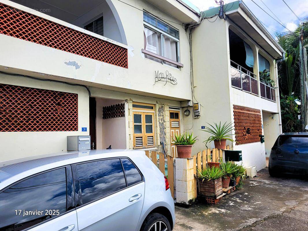 Appartement à SAINTE-MARIE