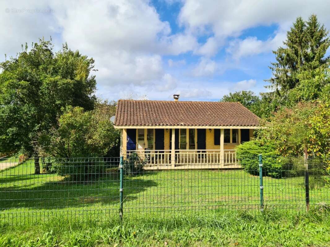 Maison à CASTELNAUD-LA-CHAPELLE
