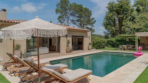 Maison à MOUGINS