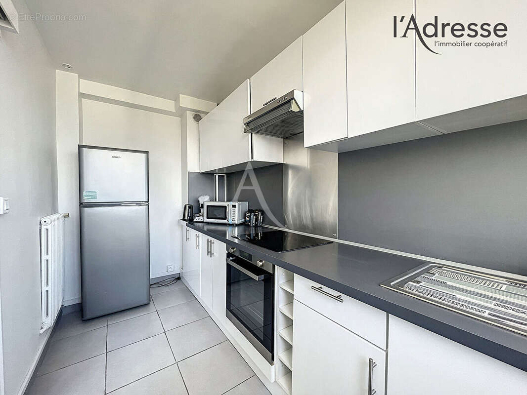 Appartement à SURESNES