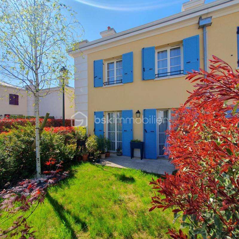 Maison à SERRIS