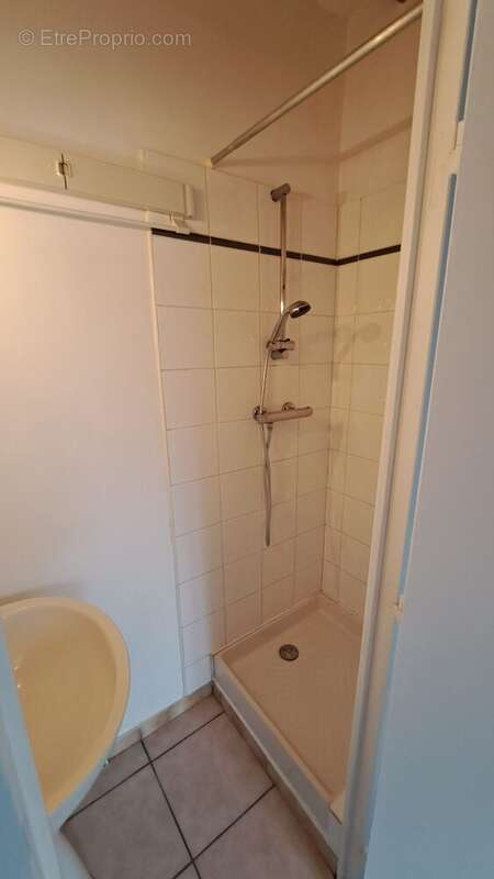 Appartement à FONTENAY-LES-BRIIS