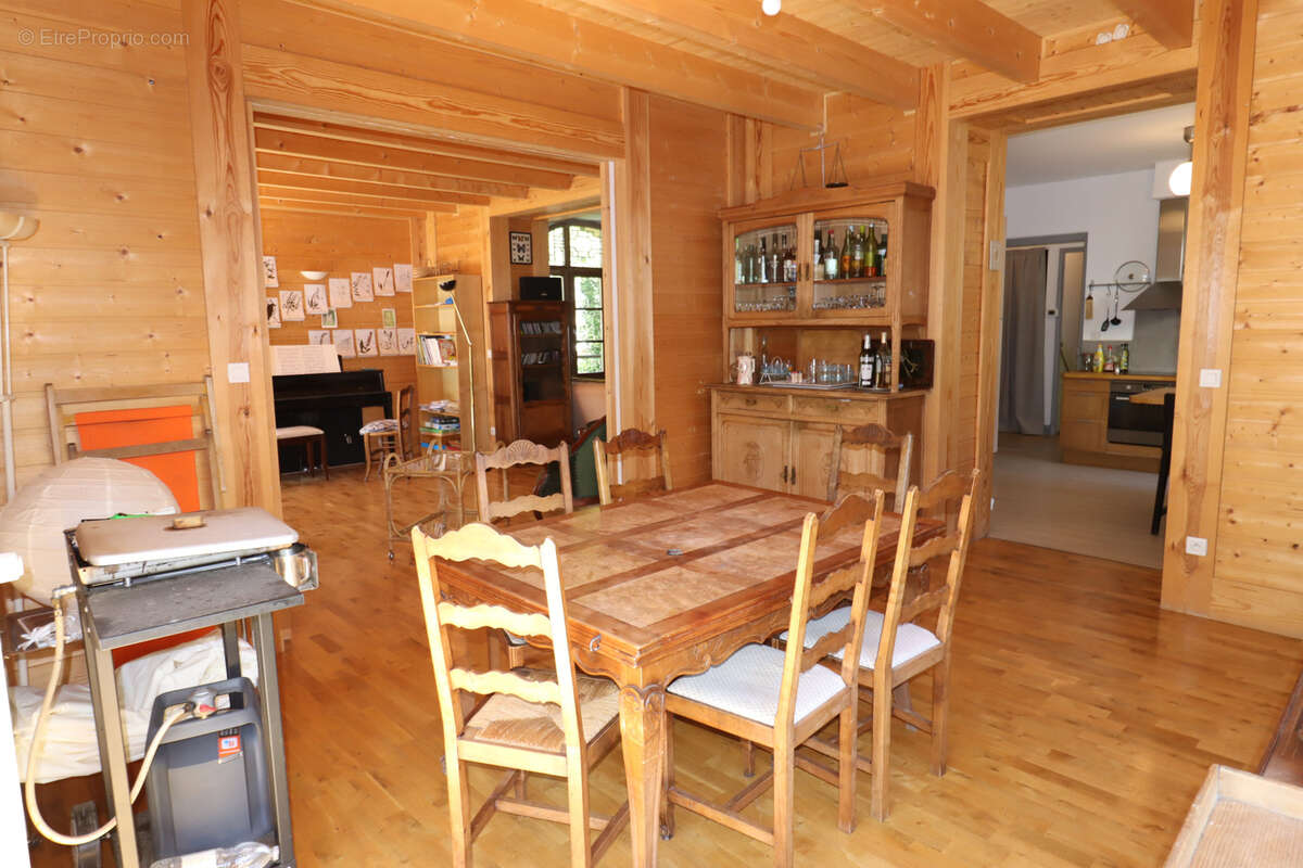 Maison à COLMARS