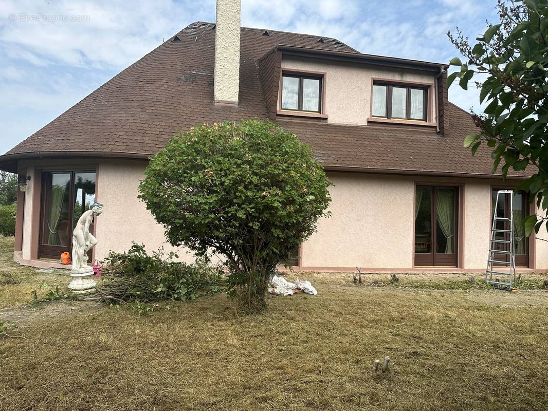 Maison à PUTTELANGE-AUX-LACS