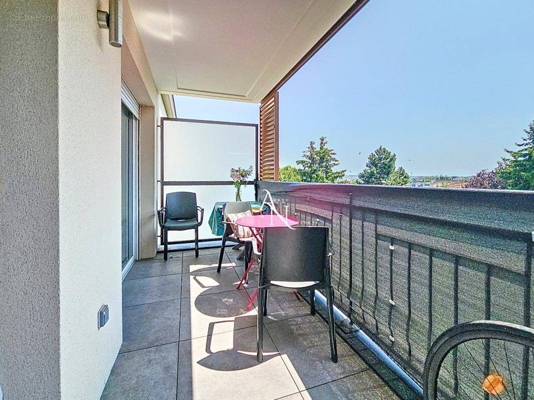 Appartement à ROSNY-SOUS-BOIS