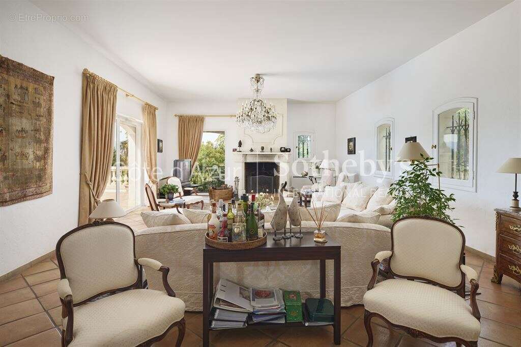 Maison à ANTIBES