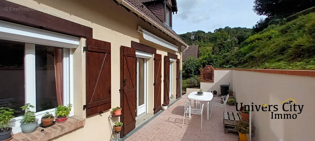 Maison à AMFREVILLE-LA-MI-VOIE