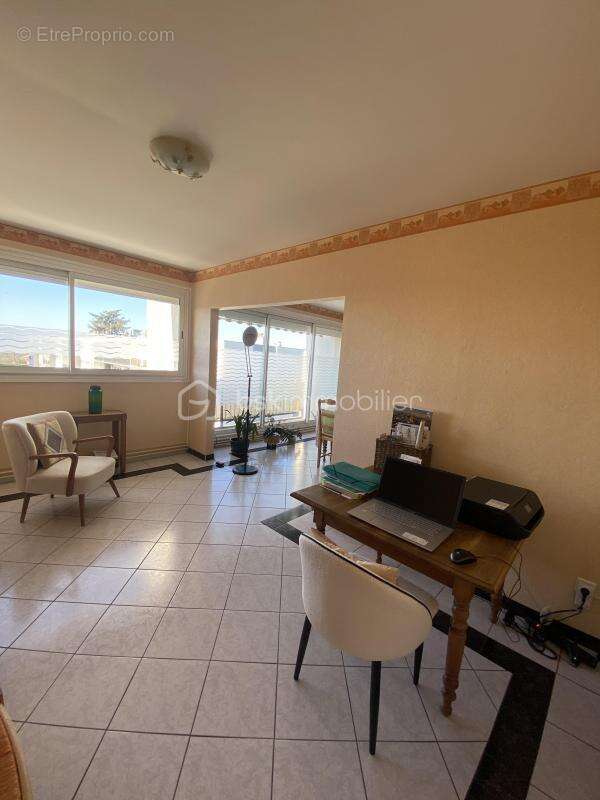 Appartement à CASTELGINEST
