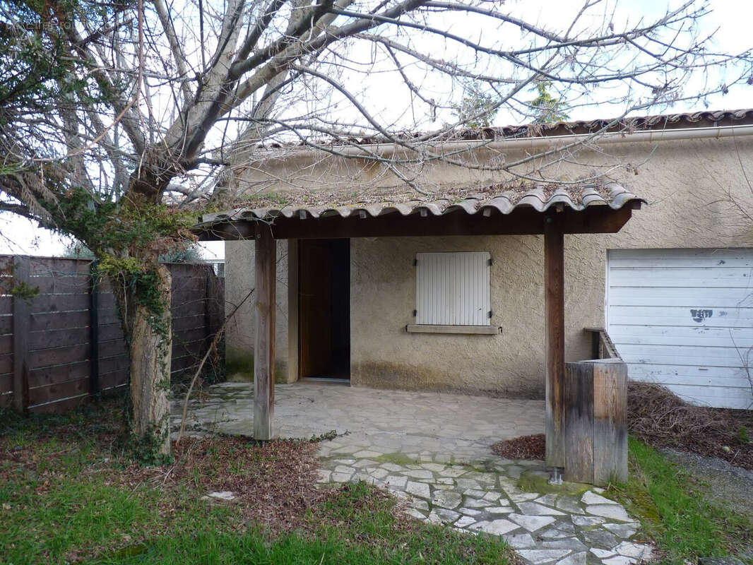 Maison à PIERREVERT