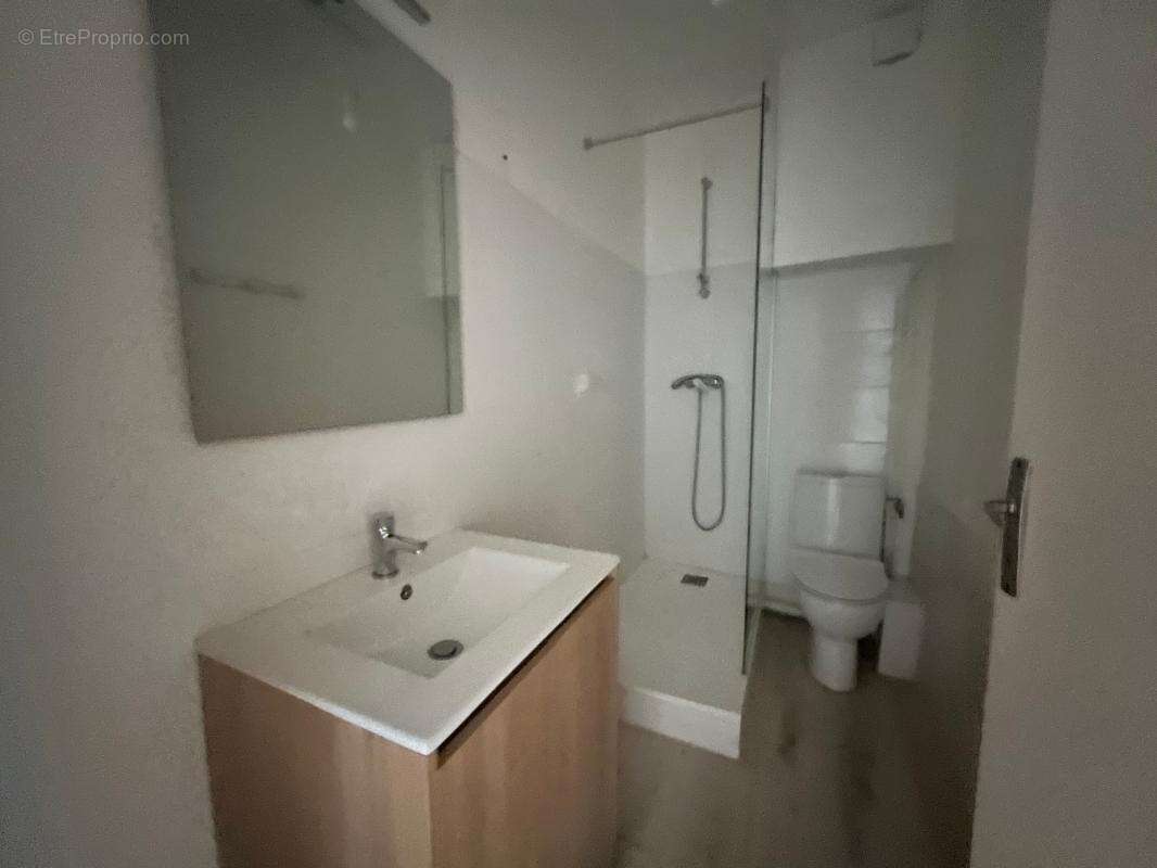 Appartement à COUZON-AU-MONT-D&#039;OR