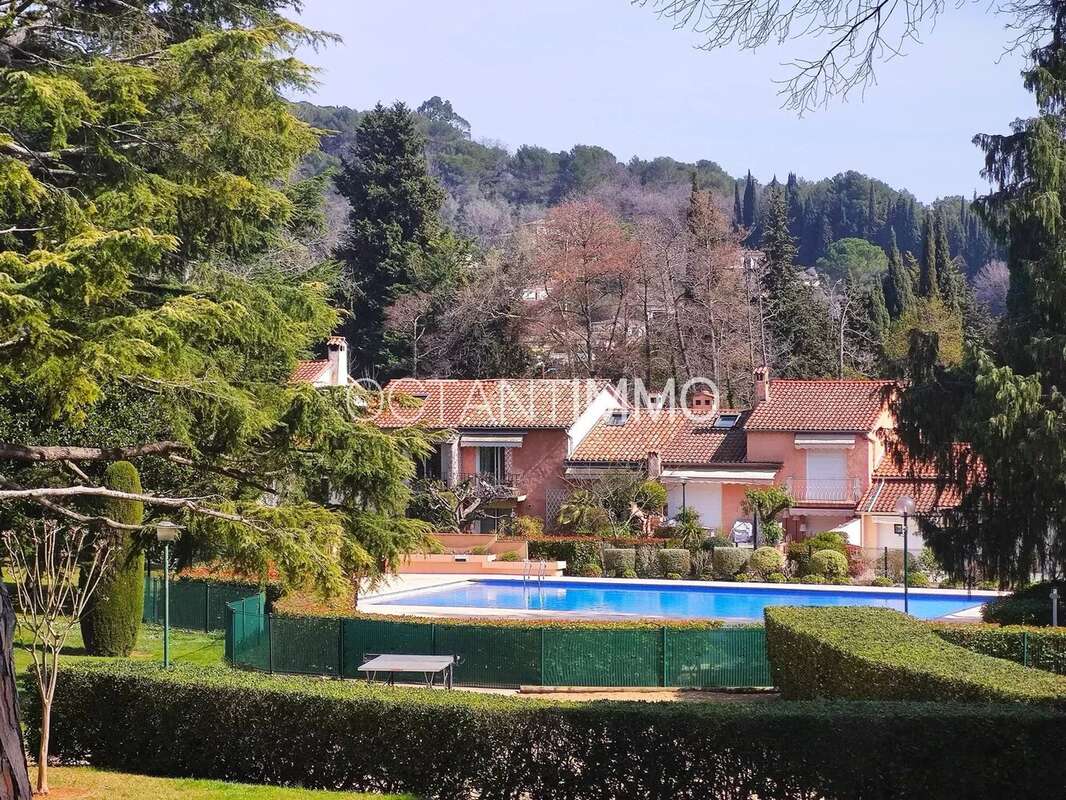 Maison à BIOT