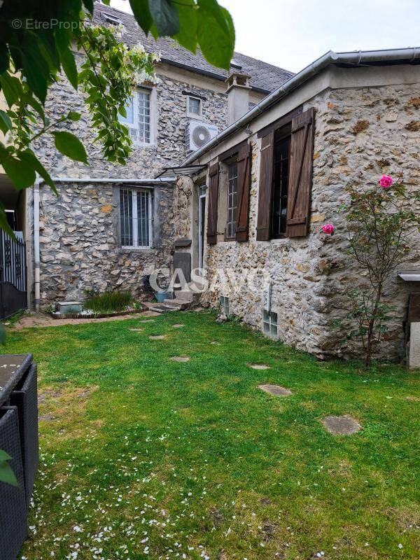 Maison à COURTRY