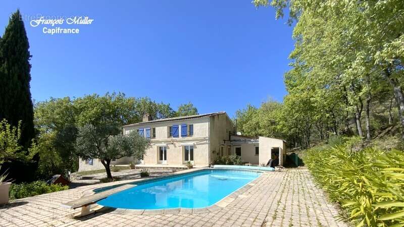 Maison à PIERREVERT