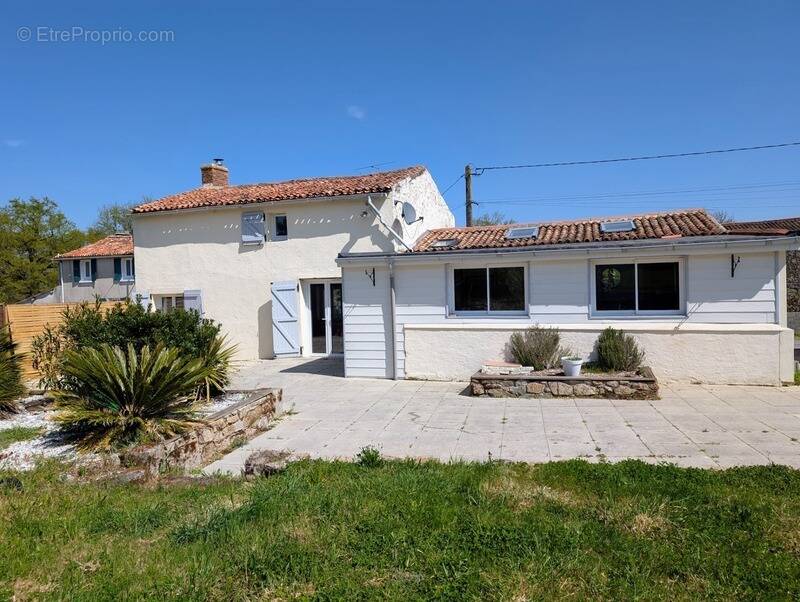 Maison à BRESSUIRE