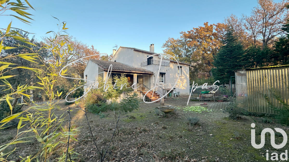 Photo 1 - Maison à ROBION