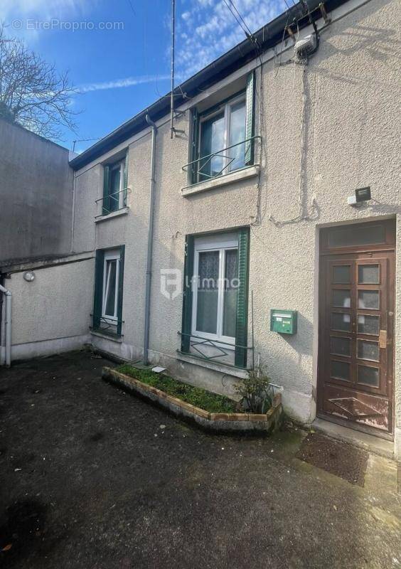 Appartement à CHOISY-LE-ROI
