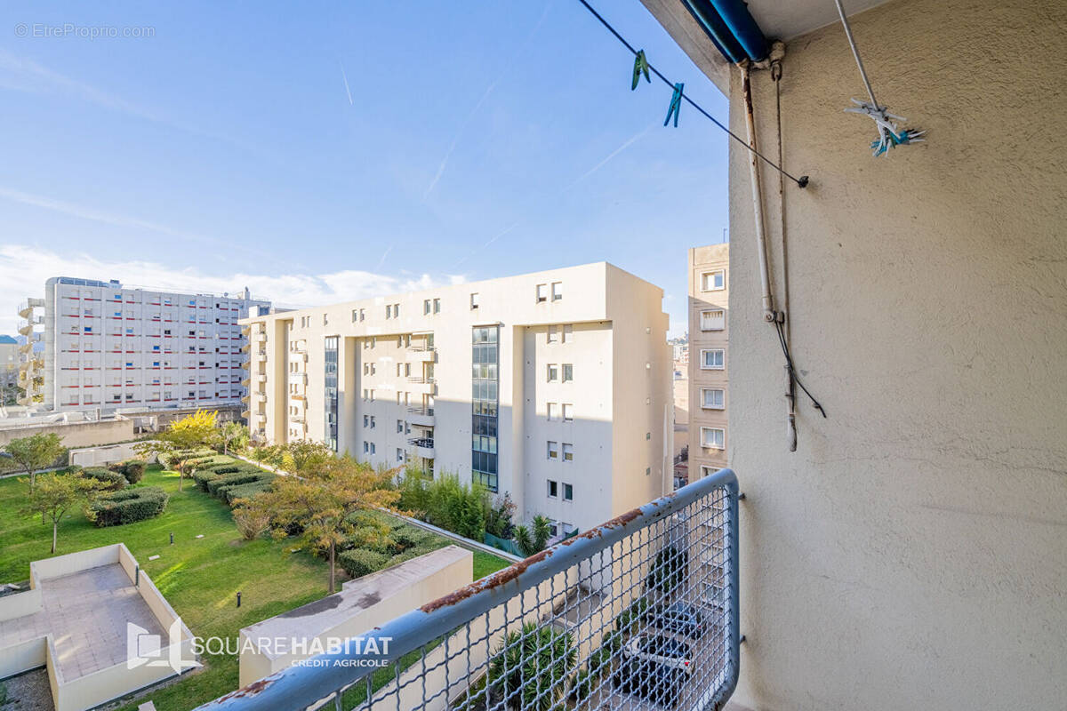 Photo 1 - Appartement à MARSEILLE-5E