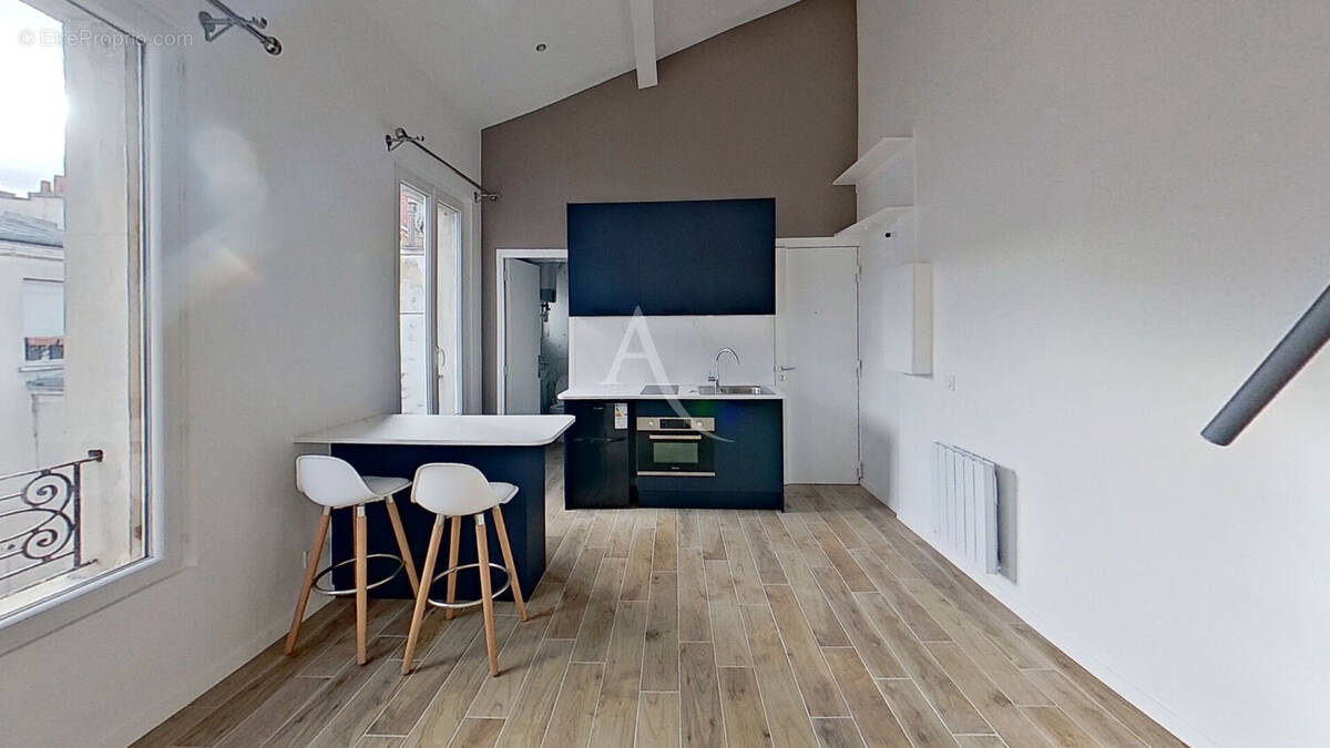 Appartement à PARIS-19E