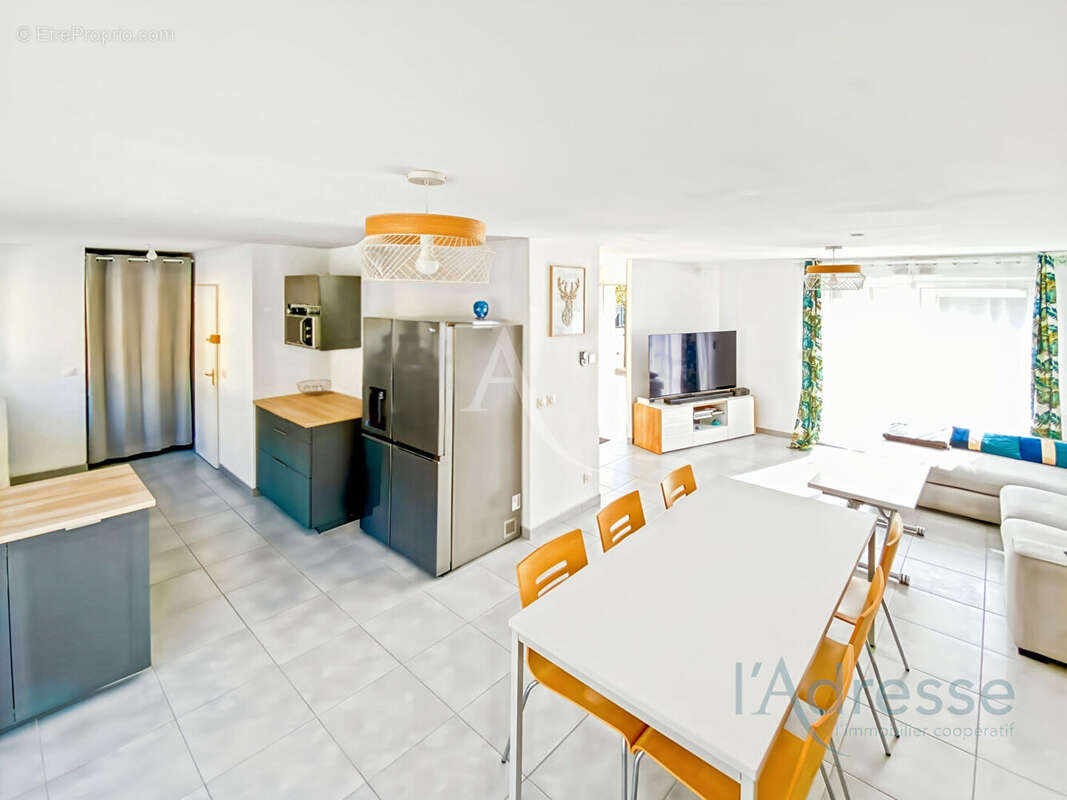 Maison à LINAS