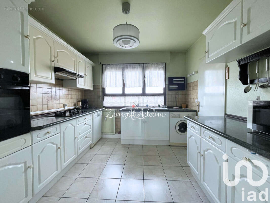 Photo 3 - Appartement à LE BLANC-MESNIL