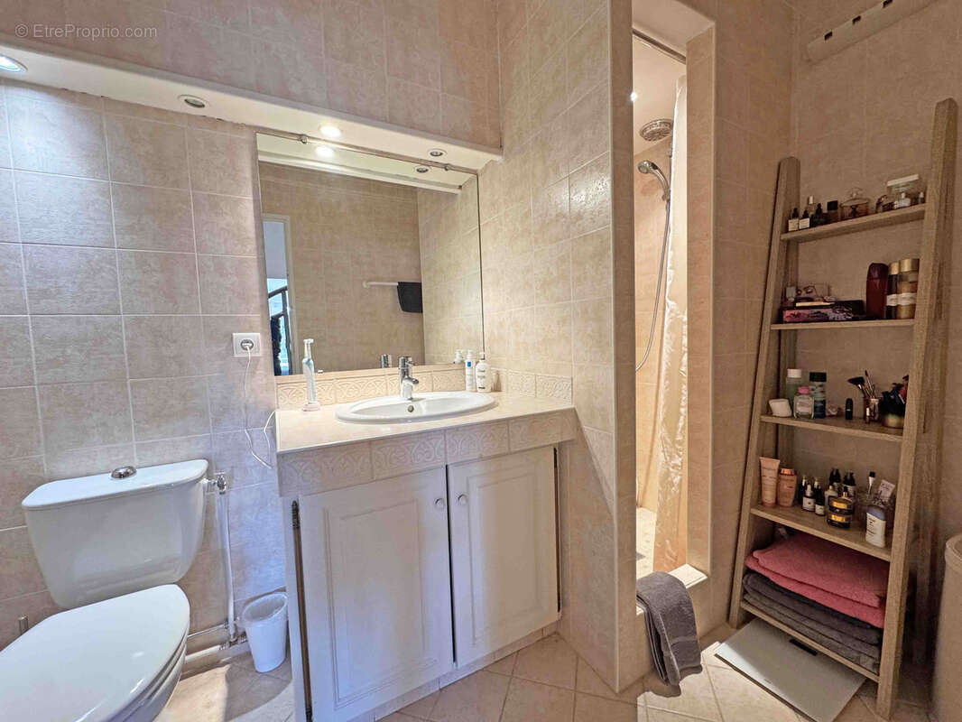 Appartement à VENCE