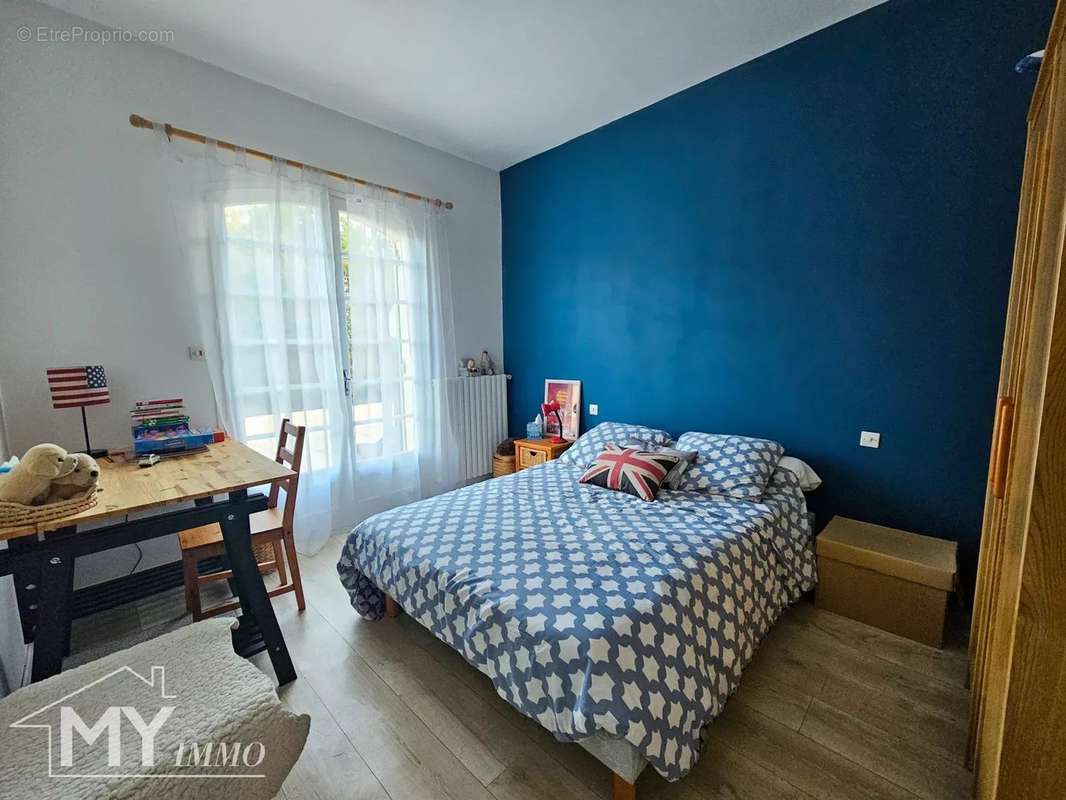 Maison à PINEUILH