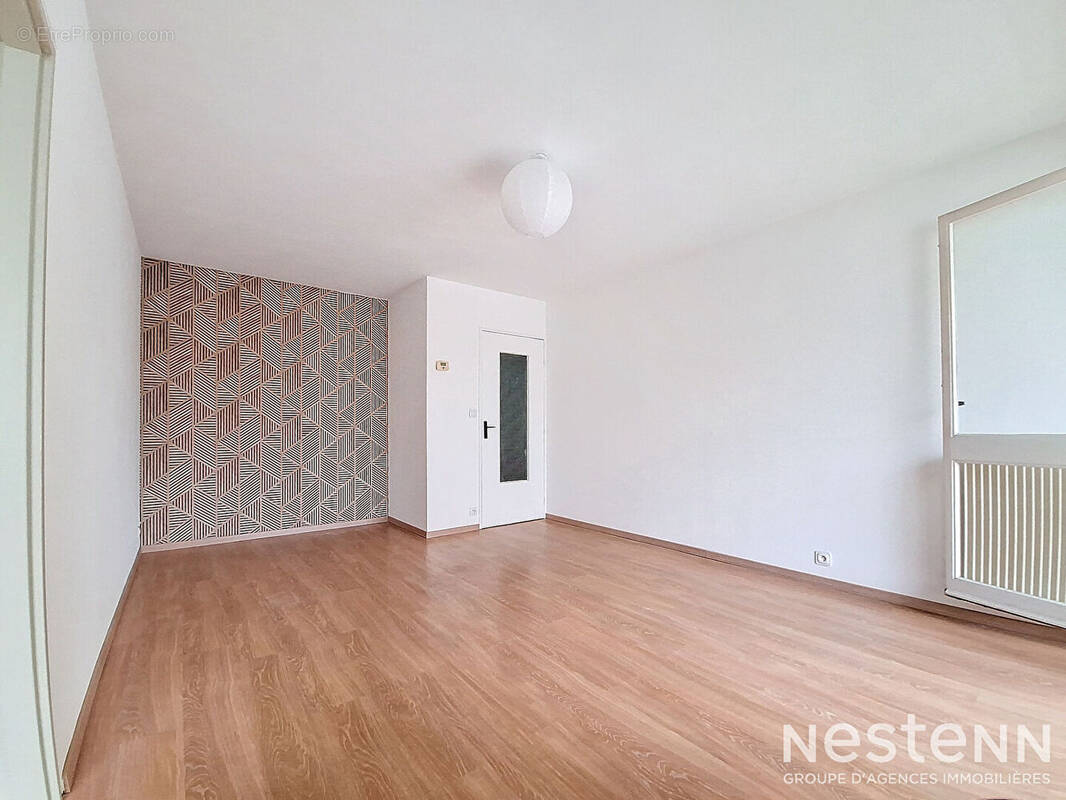 Appartement à SAINTE-LUCE-SUR-LOIRE