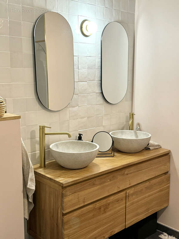 Appartement à SAINT-MAUR-DES-FOSSES