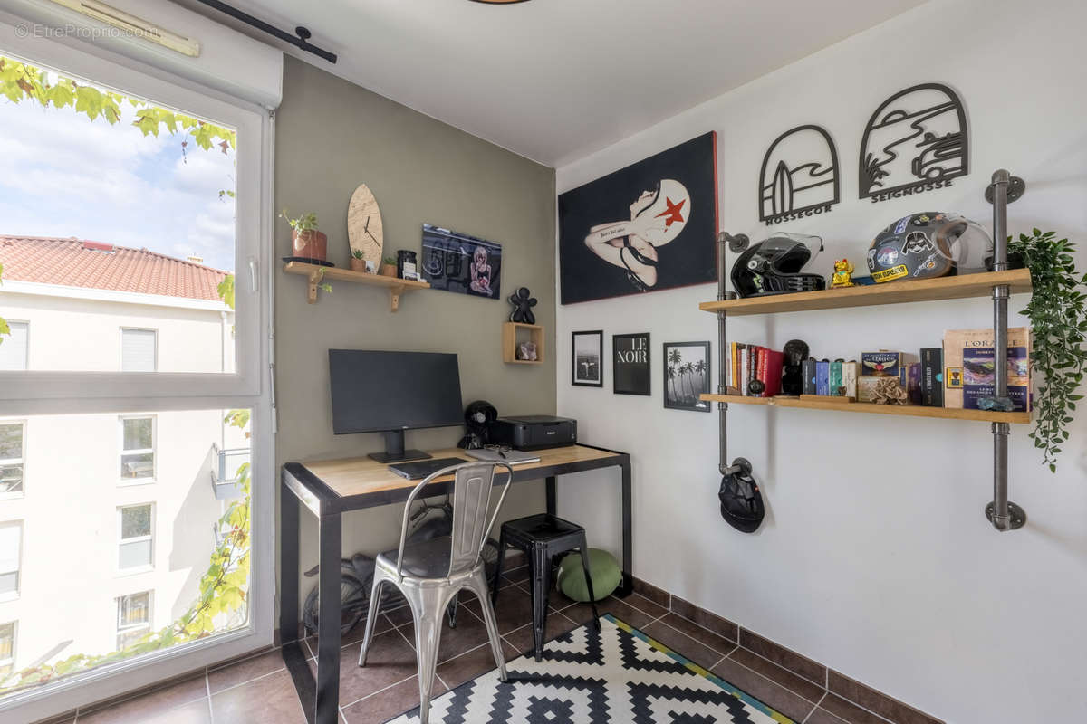 Appartement à TASSIN-LA-DEMI-LUNE
