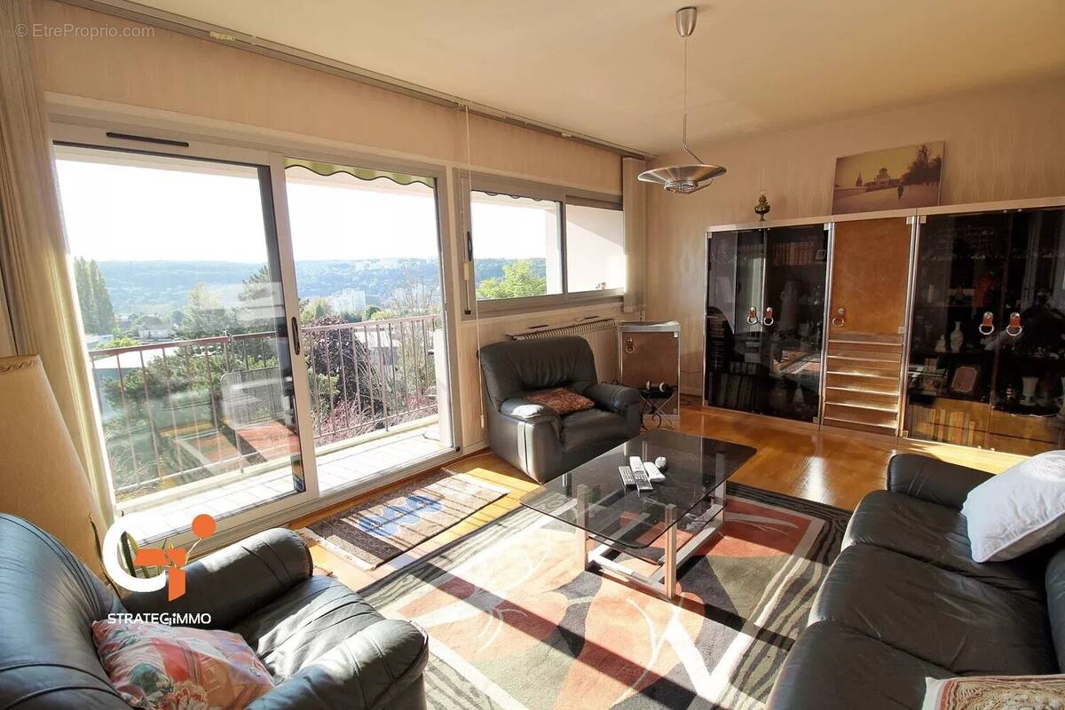 Appartement à DEVILLE-LES-ROUEN