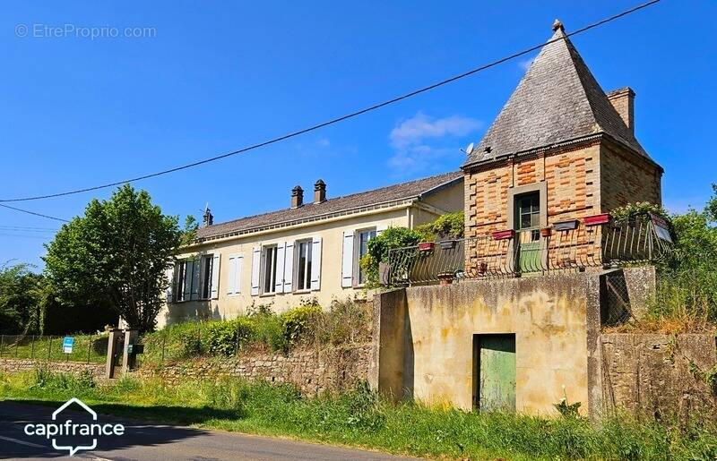 Maison à NOYEN-SUR-SARTHE