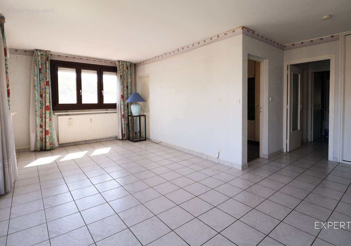 Appartement à ECHIROLLES