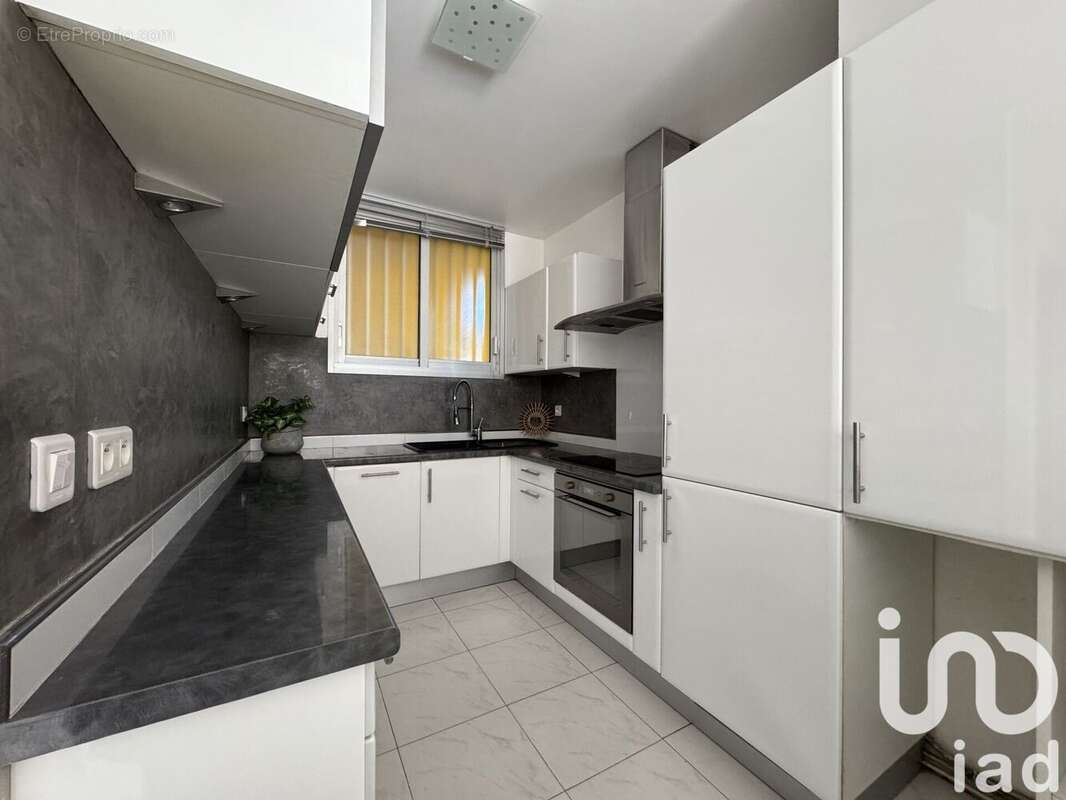 Photo 5 - Appartement à SAINT-LAURENT-DU-VAR
