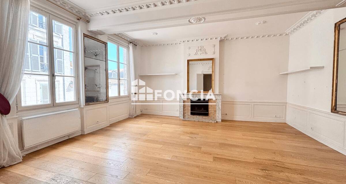 Appartement à LA ROCHELLE