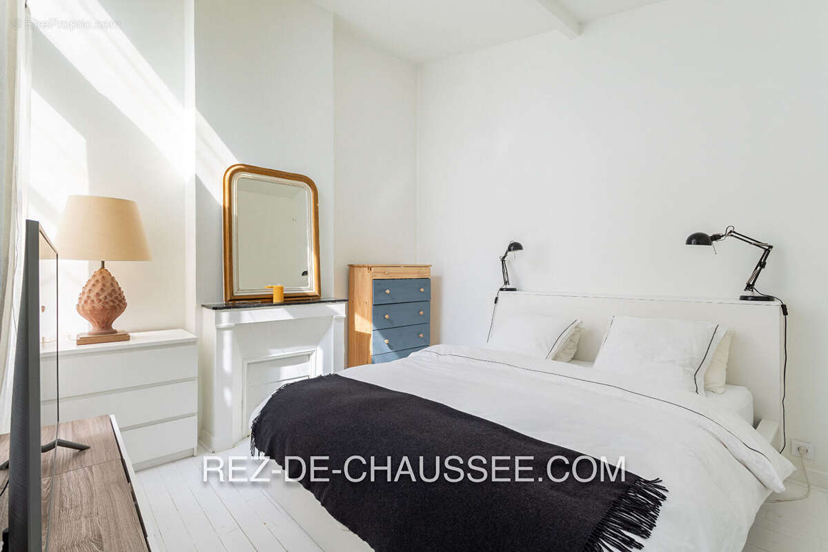 Maison à PARIS-10E