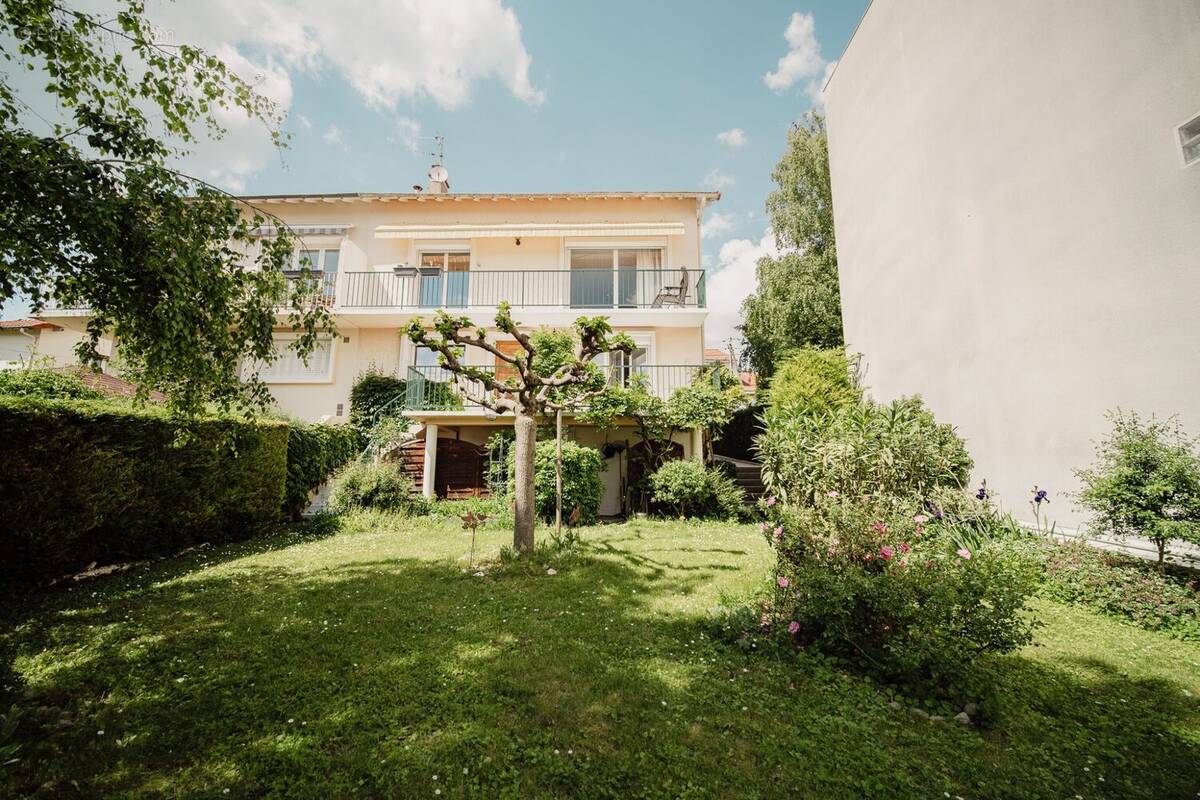 Maison à CLERMONT-FERRAND