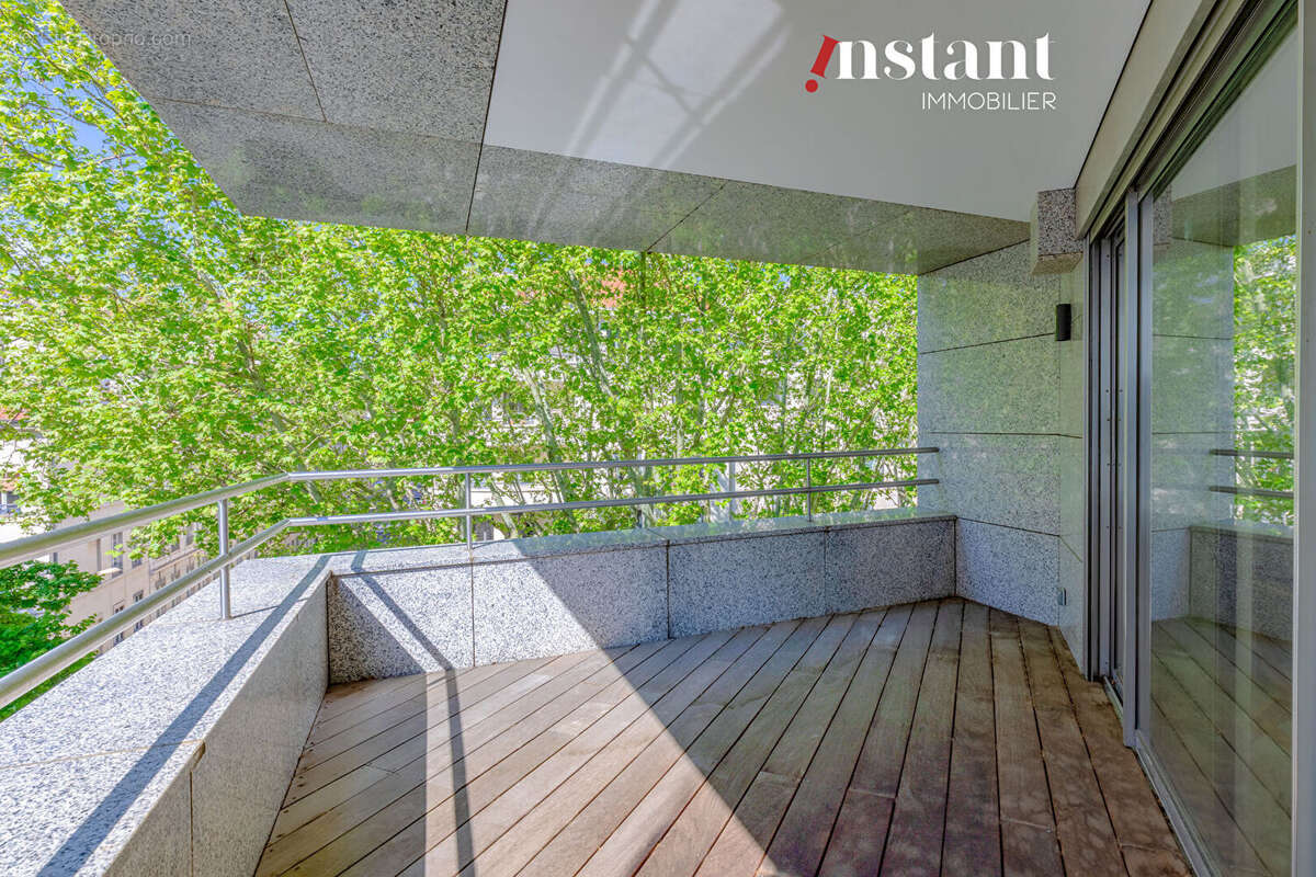 Appartement à LYON-6E