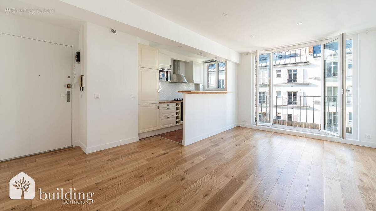 Appartement à NEUILLY-SUR-SEINE