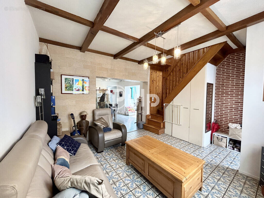 Maison à AIX-NOULETTE