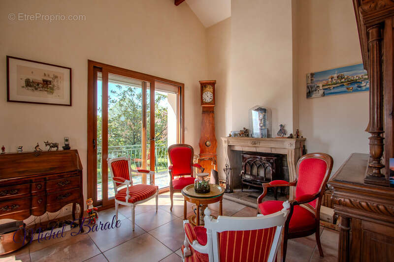 Maison à DARDILLY