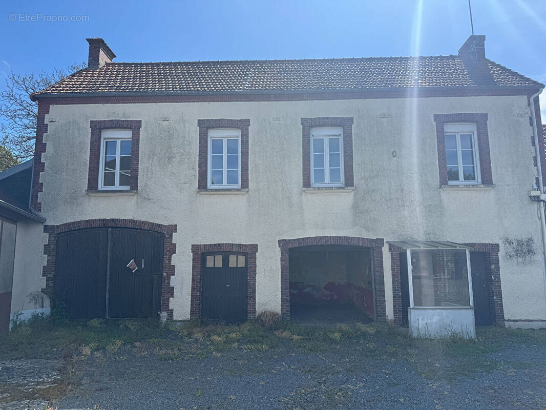 Maison à SAINTE-MARGUERITE-D&#039;ELLE