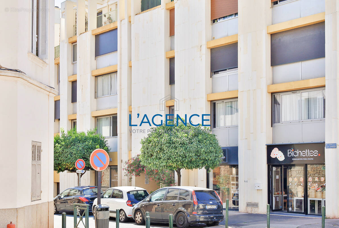 Appartement à HYERES