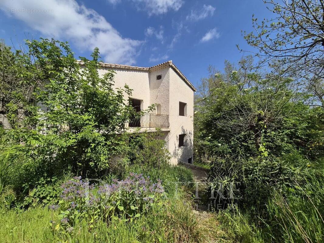 Maison à LE ROURET