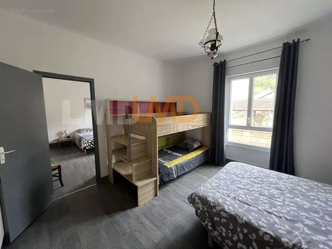 Appartement à AUBIN