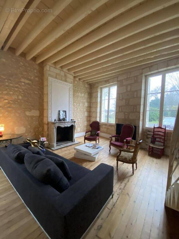 Appartement à FARGUES-SAINT-HILAIRE