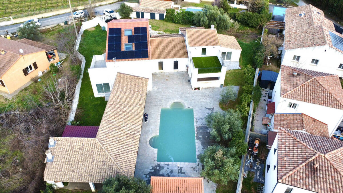 Photo 1 - Maison à SAINT-BAUZILLE-DE-LA-SYLVE